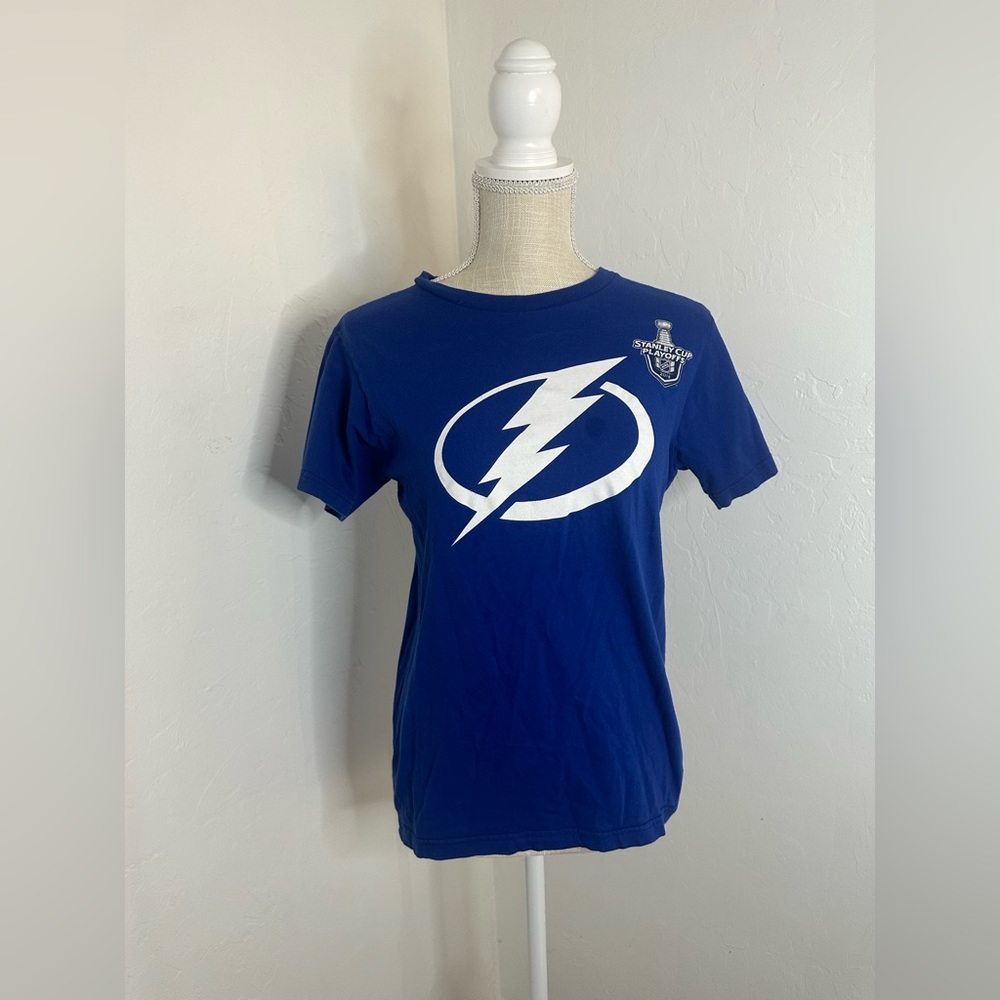Officially Licensed NHL Tampa Bay Lightning short sleeve 2018 playoffs tee sizeS